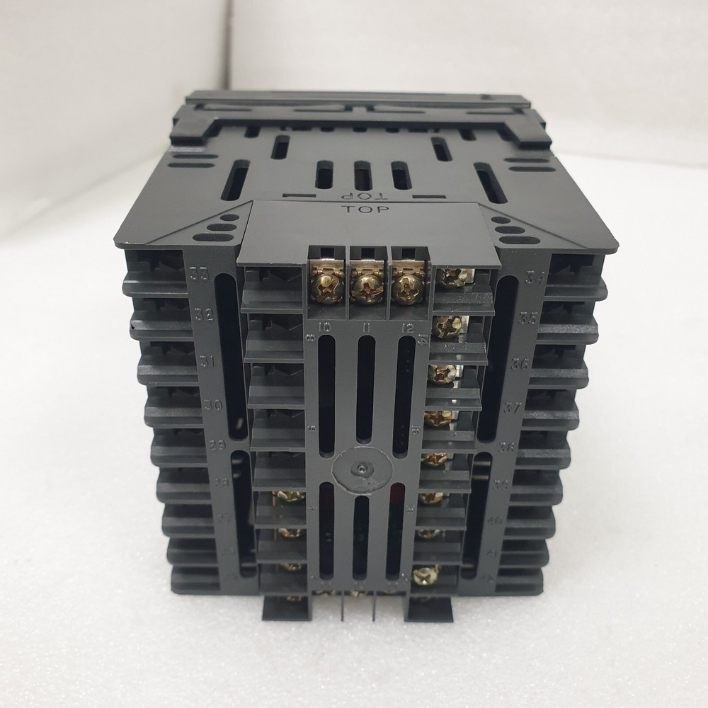 HENGSTLER Grado 921 Temperature Controller Used In Multitest MT9928