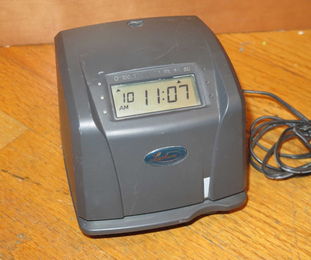 Laythem 900E Time Punch Clock - Powers On/Prints - Needs Ribbon