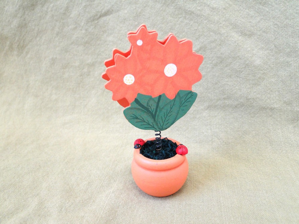 Orange Flower Note Holder