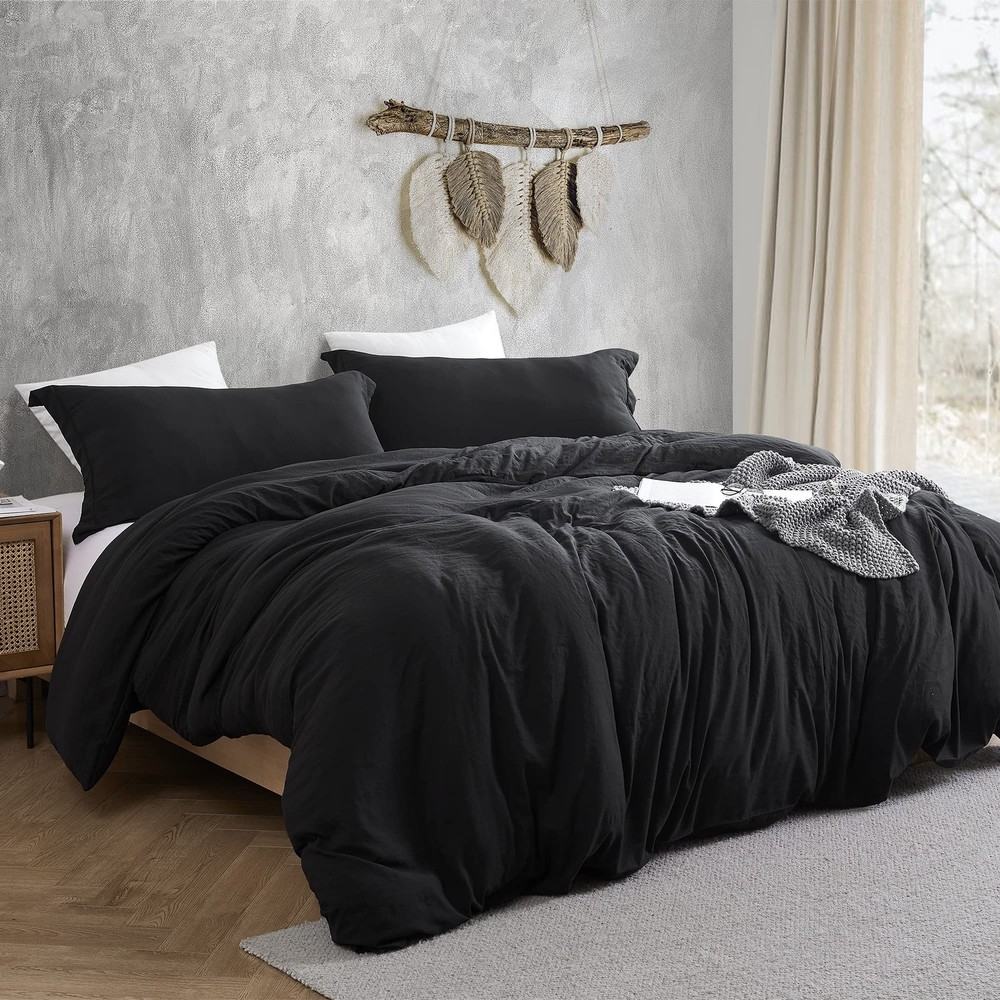 Byourbed Natural Loft® Oversized King Comforter Set - Black