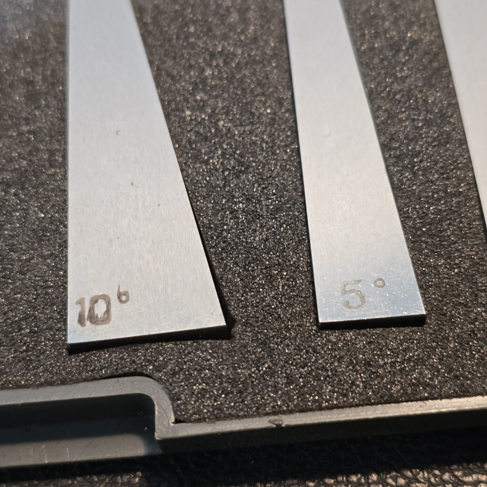 Angle Block Set 1 to 30° Angle Steel
