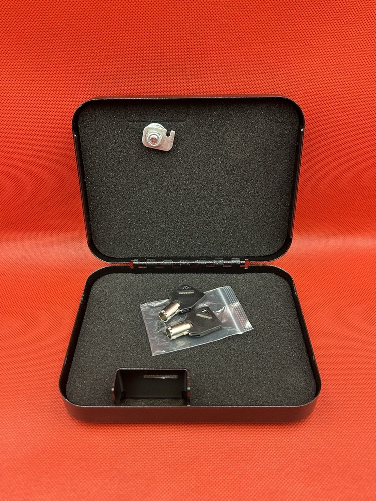 📦Lockdown Handgun Vault Lock Box 2 Keys Small Valuables LOCK BOX!!