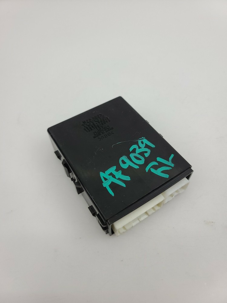 1998 1999 2000 Lexus Ls400 Rear Left Door Mpx Multiplex Network Control Module