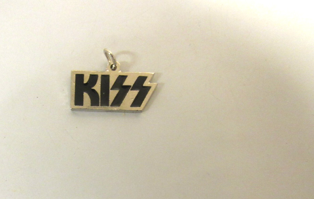 Vintage 1978 KISS ARMY Mail Away Metal Logo Necklace Pendant