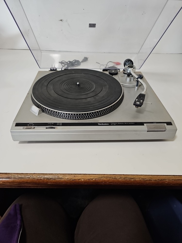 Technics SL-B2 Automatic Belt Drive Turntable System