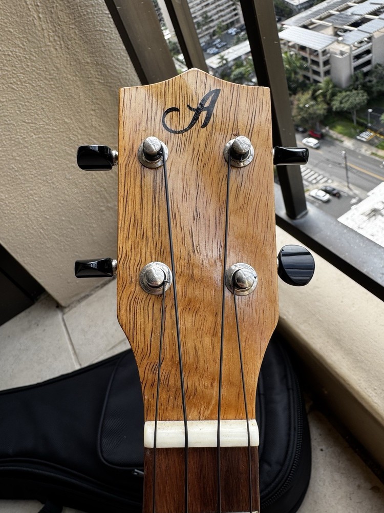 Ana’Ole Solid Koa Concert Ukulele Hand Made