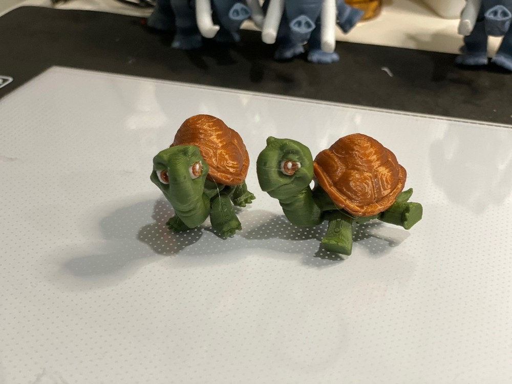 3D Printed Articulated Turtle Figurines – Handmade Poseable Desk Decor – Set 2