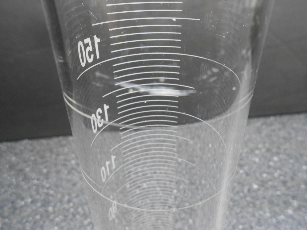 VWR 250ML GRADUATED CYLINDER 89000-272