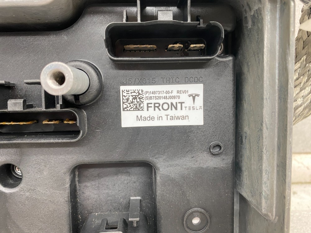⭕2020-2024 Tesla Model Y Front Vehicle Electronic Controller Module 1497317-00-F