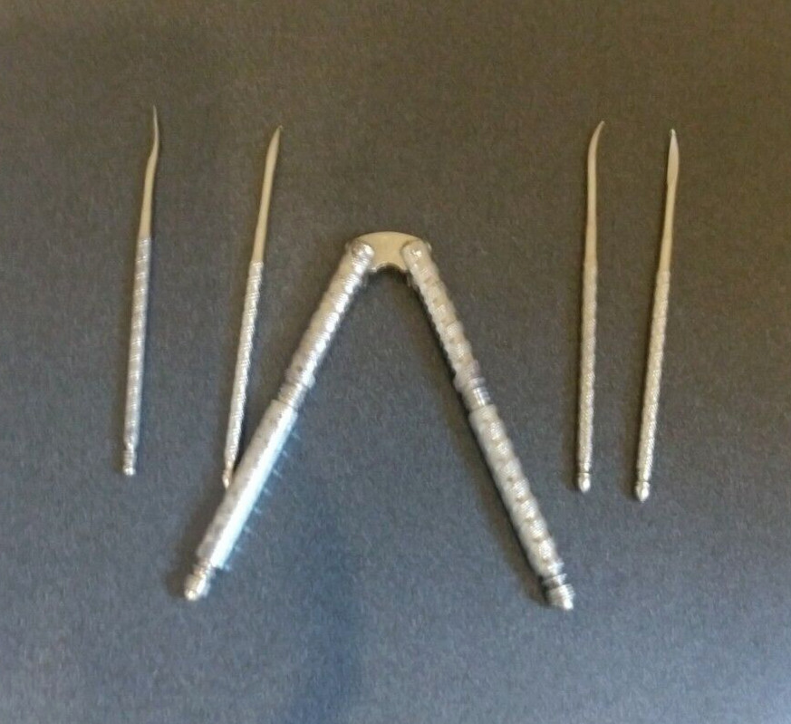 SET OF (1) VITG "HMQ" NUT CRACKER + (4) PICKS FOR NUTS/SHELLFISH ETC~VERY NICE!!