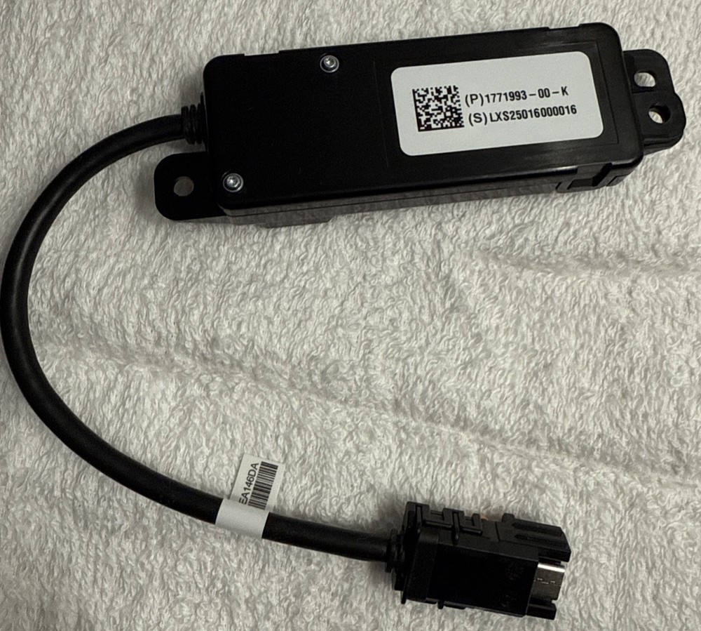 Tesla Model 3 Bluetooth USB module 1771993-00-K OEM