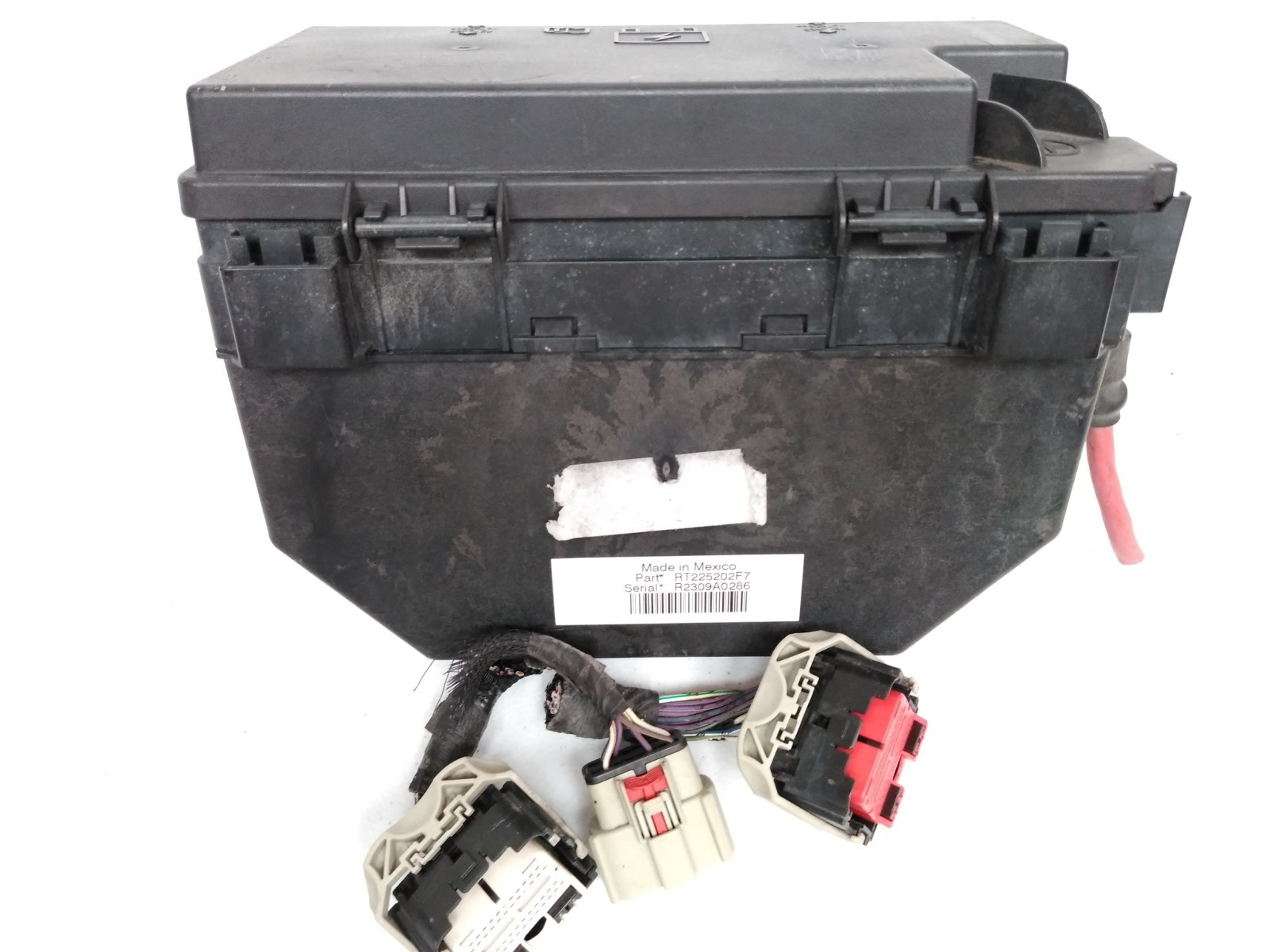 04692305AE Dodge 2010 Grand Caravan Fuse Box Engine Bay Under Hood OEM TIPM G70