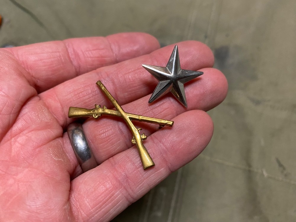 ORIGINAL WWII US ARMY OFFICER INFANTRY BRIG GENERAL  M1938 SHIRT COLLAR INSIGNIA