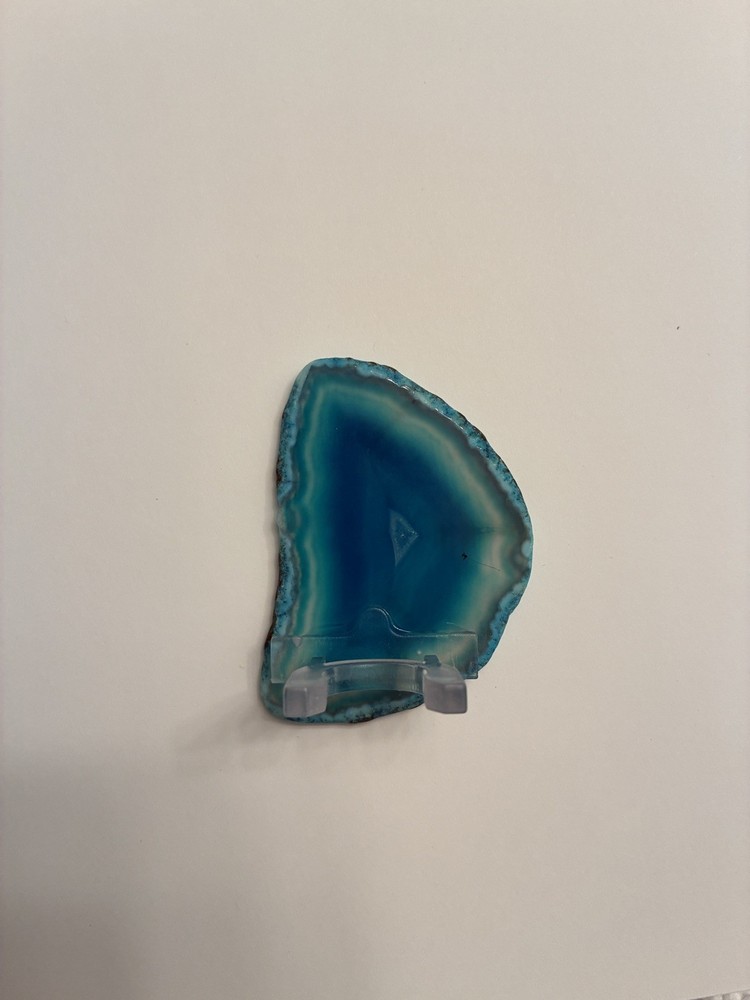 Blue Agate Night Light – Dusk-to Dawn Smart Sensor & Natural Geode Glow