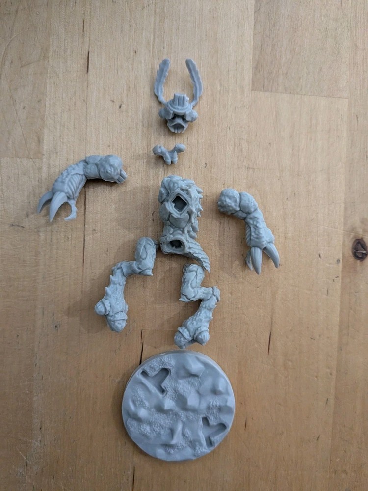 Reaper Bones 4 Darkreach Burrowing Behemoth