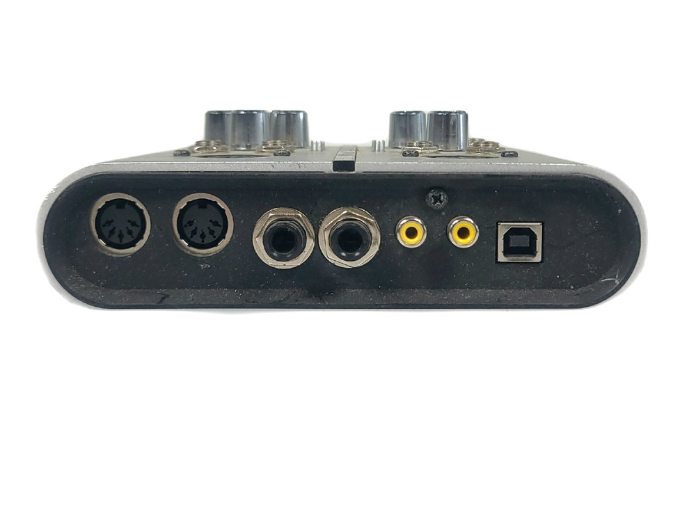 Alesis iO2 USB Audio Interface (C2018-470)