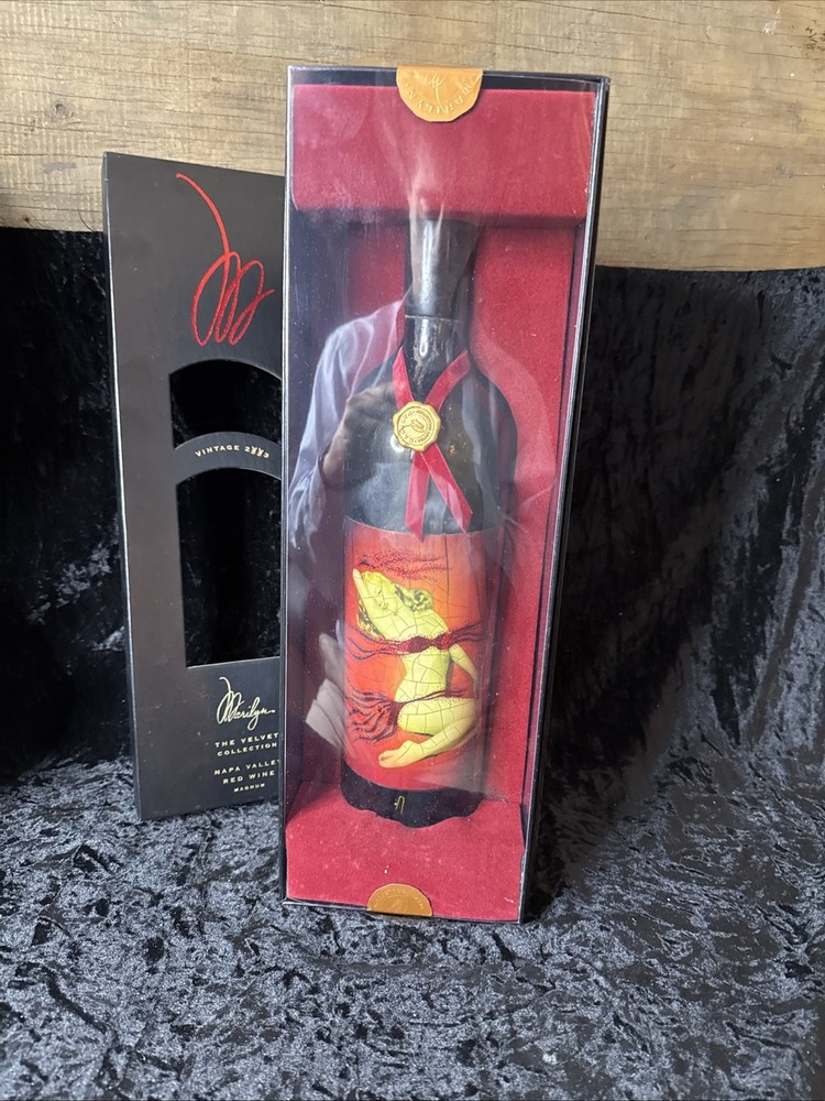 Marilyn Monroe Wine Bottle With Box - Empty