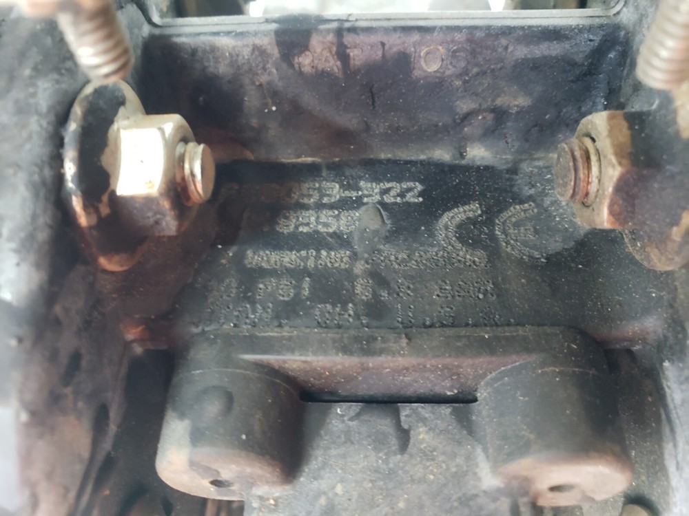 ARO 666053-322 Diaphragm Pump