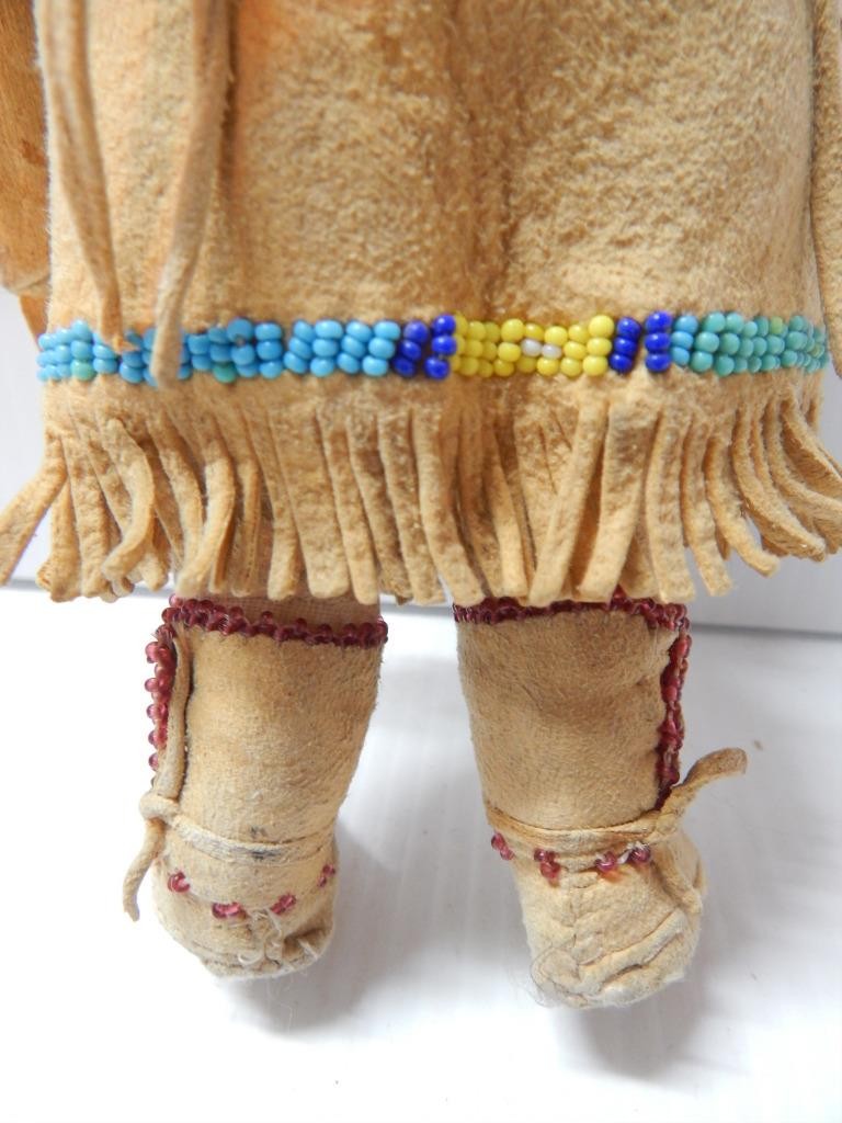 ANTIQUE VINTAGE PIKUNI BLACKFEET PLAINS INDIAN BEADED DOLL - LOTS OF DETAIL