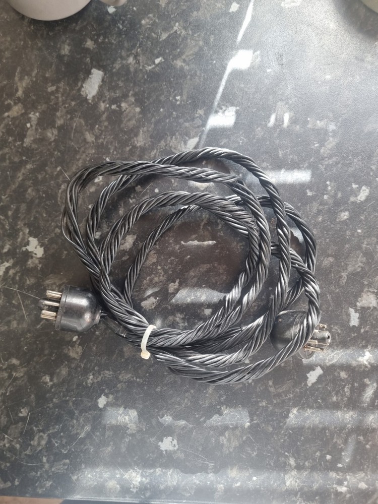 Bulgan Cable ( Octal) (Mc Murdo)