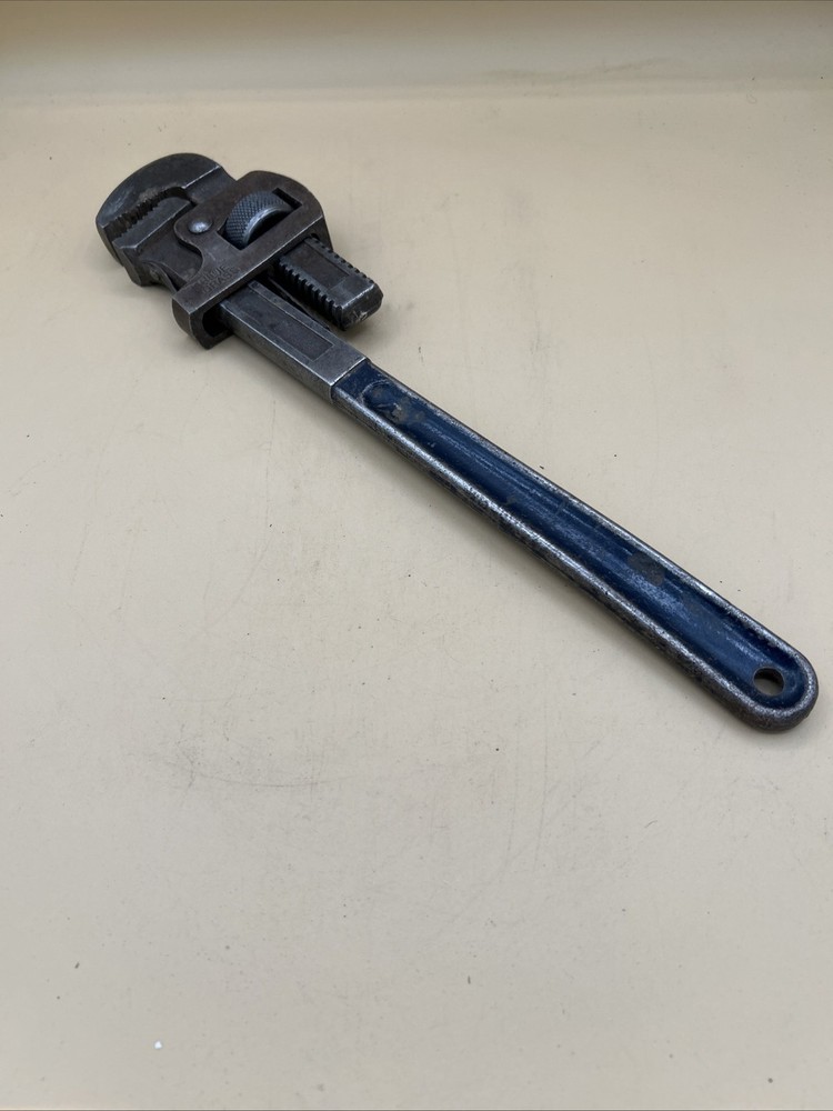 Vintage 18" Blue Grass Pipe Wrench