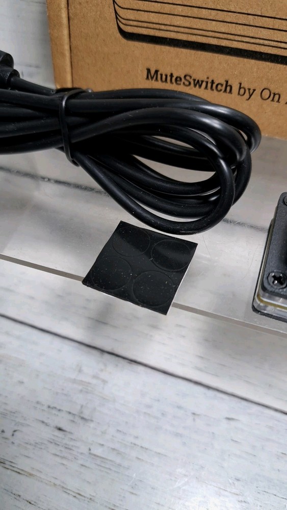 Mute Button USB Microphone, Cam Control Buttons, One-Touch, Mute Button with LED