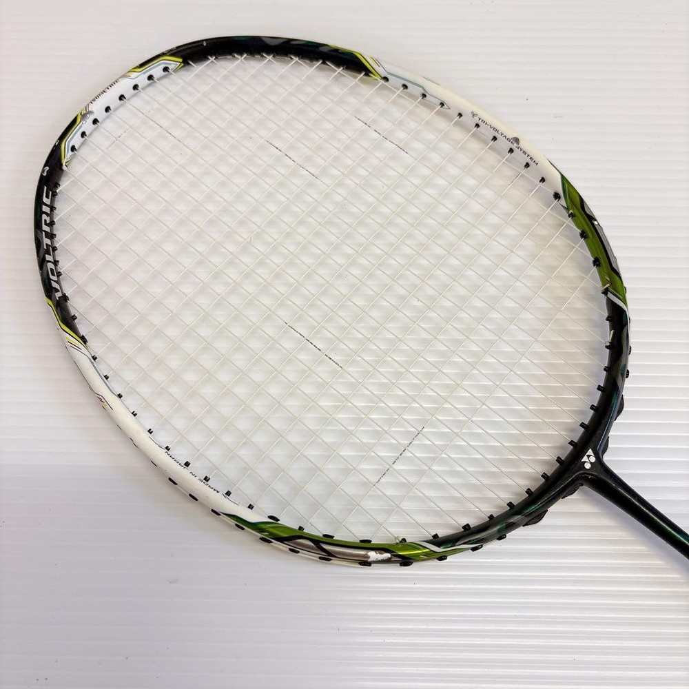 Discontinued Yonex VOLTRIC FORCE