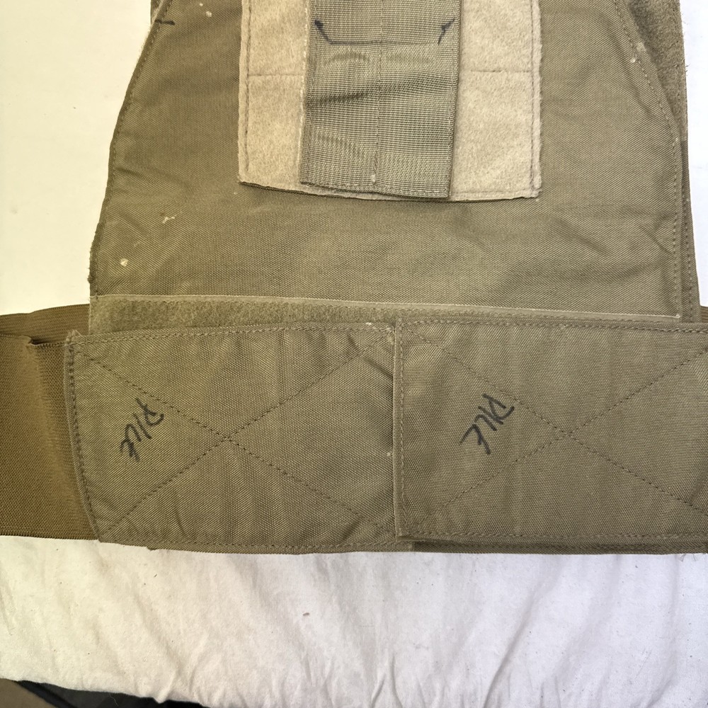Eagle Industries Prototype DPC Khaki Slick Plate Carrier Medium SFLCS
