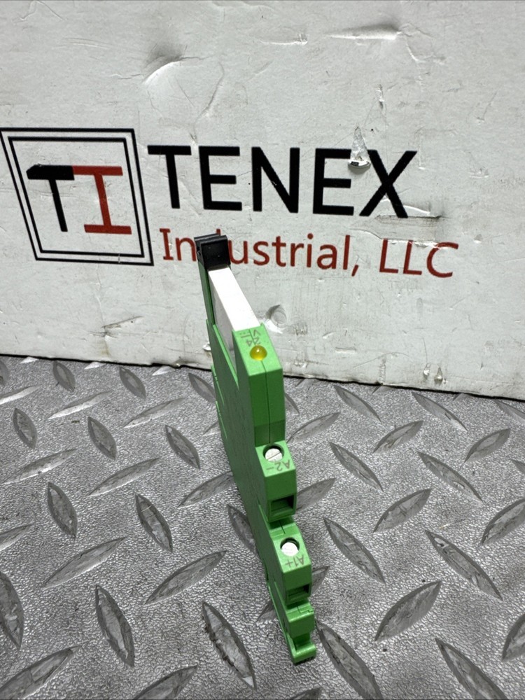 Phoenix Contact PLC-BSC-24DC/21 Solid State Relay. E-15