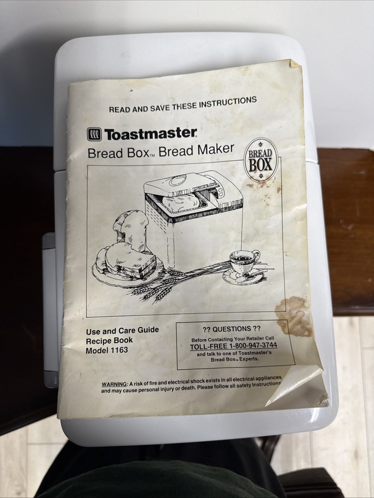 Vintage Toastmaster Bread Box Bread Maker 1.5 Lb Model 1196 Includes Guide