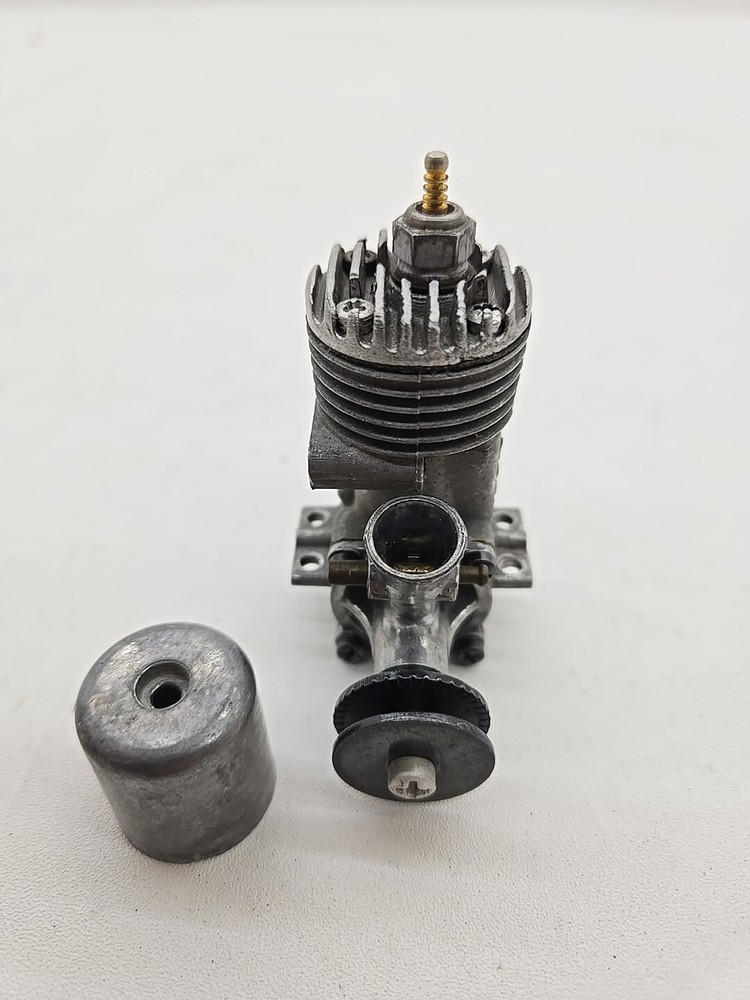 1950 McCoy .098 Glow Ignition Engine M5 #2