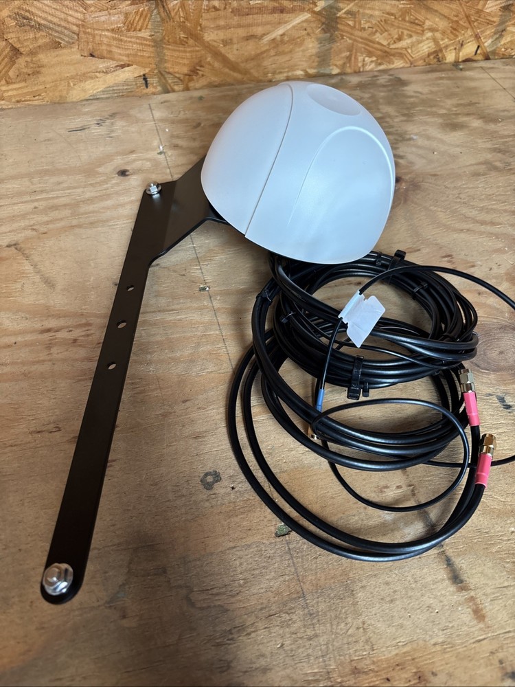 TAOGLAS  “Pantheon” Surface Mount Satellite  Antenna 3 Cable (New)
