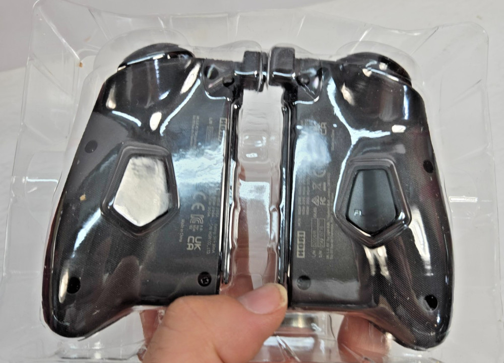 Hori NSW-298U Nintendo Switch Split Pad Pro - Black