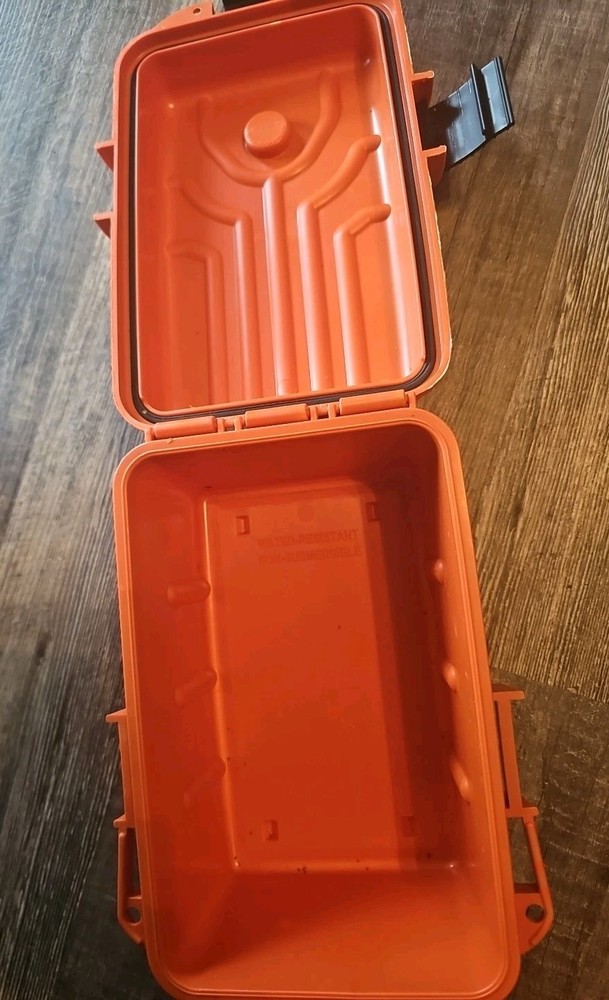 MTM Case-Gard Survivor Dry Box, New, Missing One Locking Clip On Side