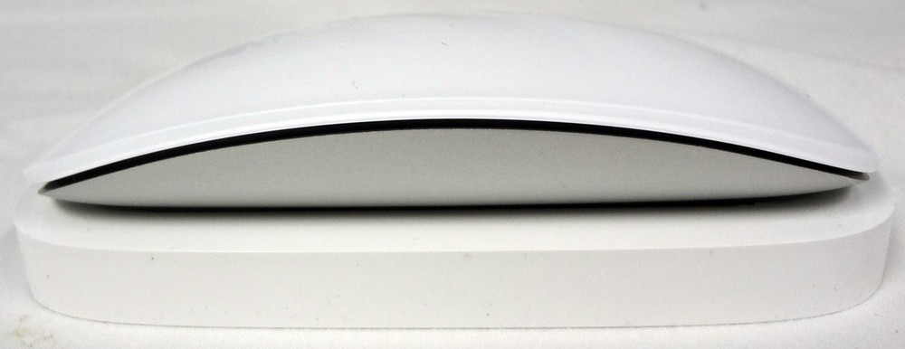 Apple Magic Mouse Model A1296 Wireless Laser Bluetooth White Computer Mouse!