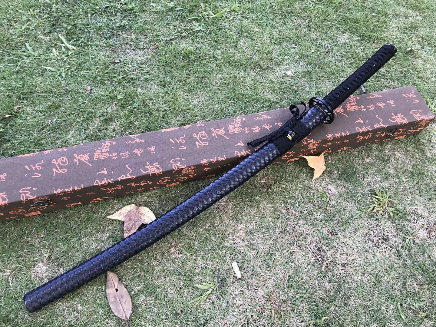 HANDMADE JAPANESE SAMURAI KATANA SWORD DAMASCUS FOLDED STEEL SHARP FULL TANG