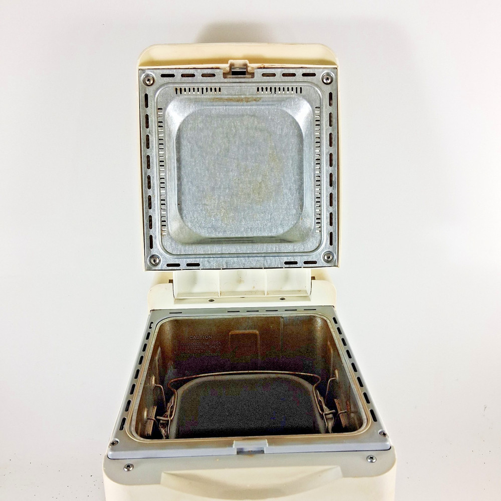 Zojirushi BBCC-N15 Automatic Bread Maker Machine Tested Works READ