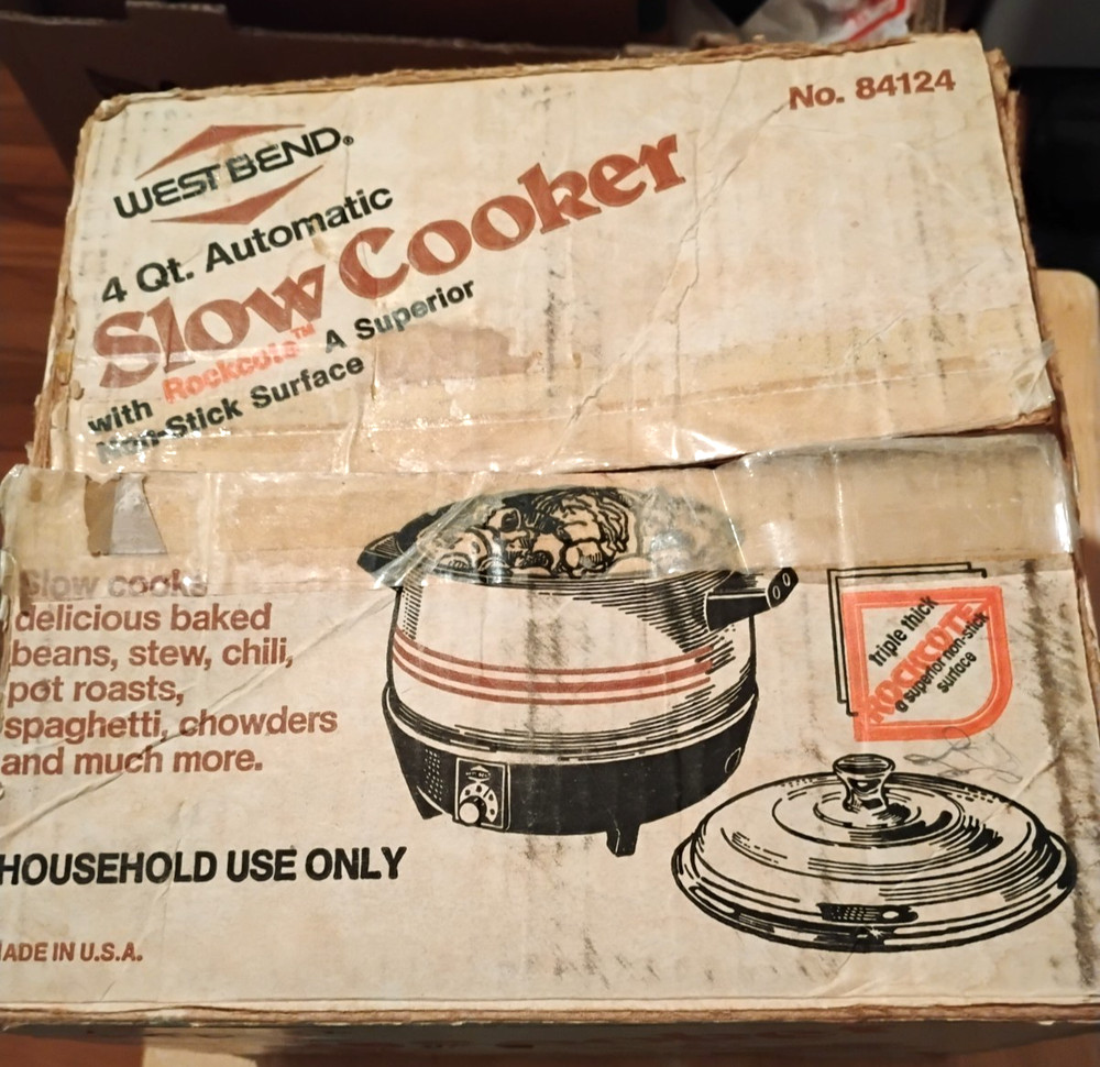 Vintage West Bend 4 Quart Automatic Slow Cooker