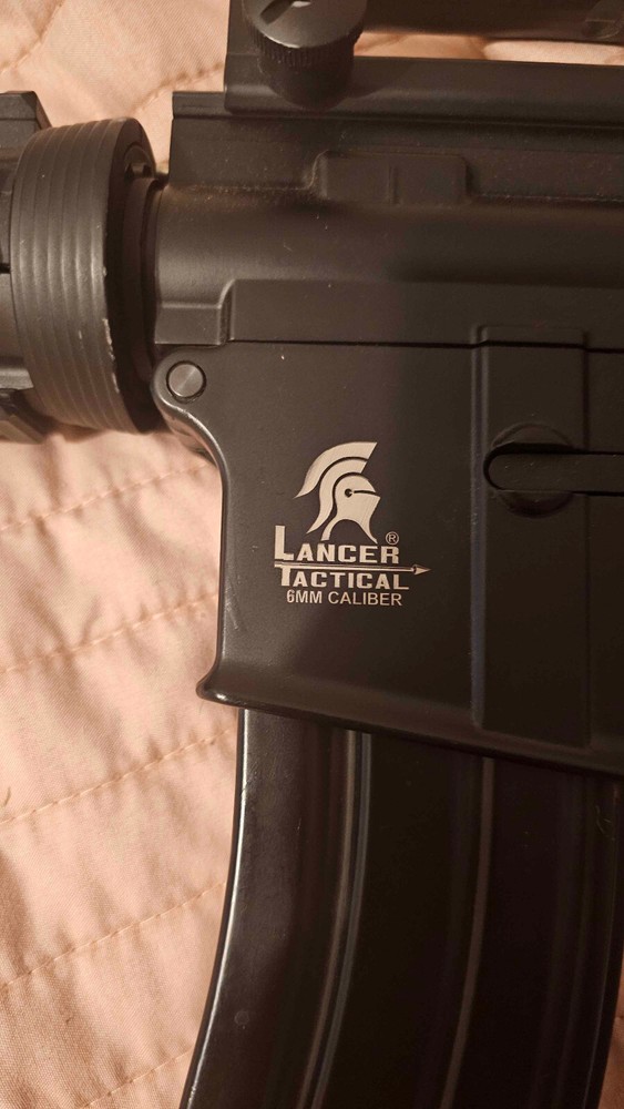 Lancer tactical m16 airsoft gun .2 mm