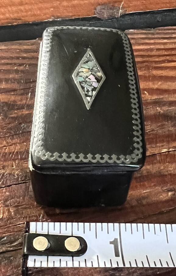 Antique Wood MOP Inlay Snuff Box