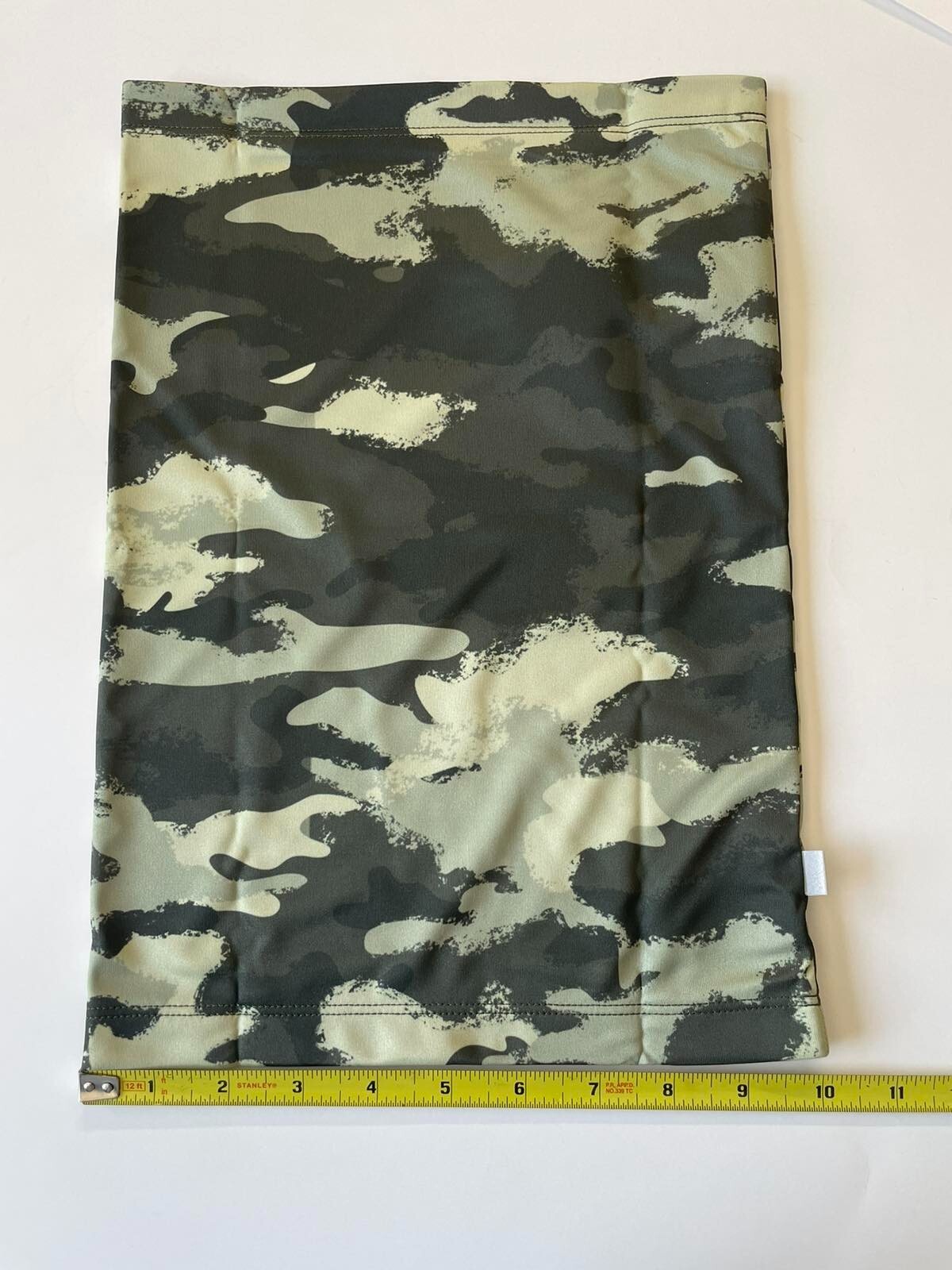 Oakley Neck Gaiter L / XL Hydrolix Face Cover Mask Green Camo Reflective New