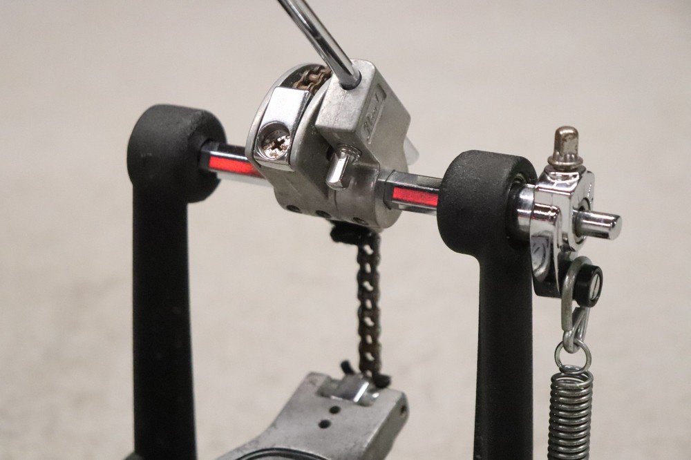 Pearl P-900 Single Chain Solid Base Bass Drum Pedal