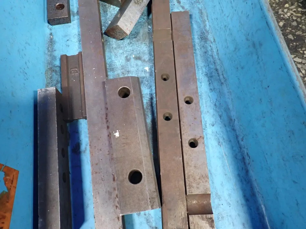 MISC. HARDWARE 08250881004