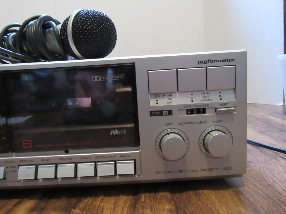Proformance Synchronized Dual Cassette Deck Model 564-93281350 W/ Microphone