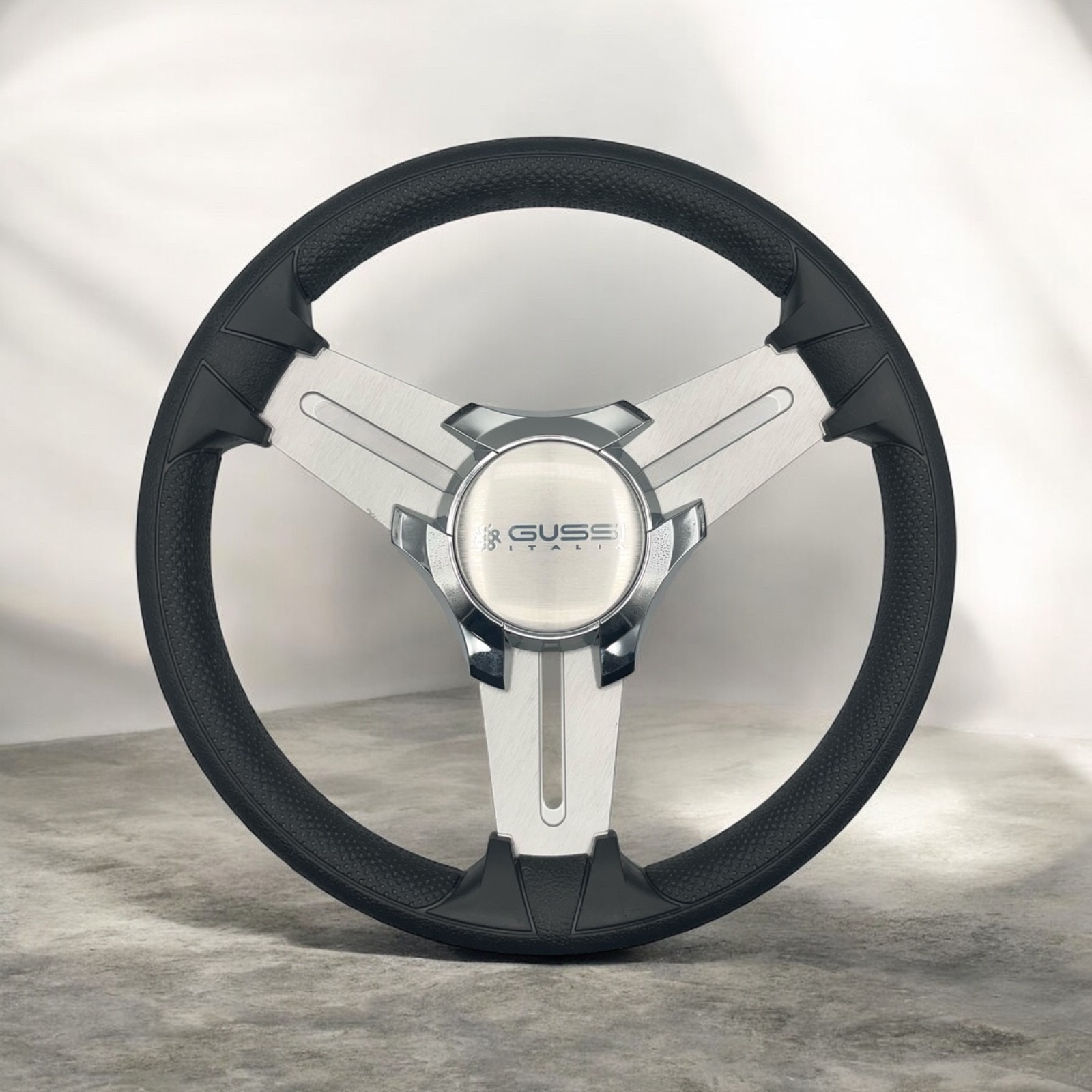 Model 15 Marine Steering Wheel Brushed Aluminum Spokes | Gussi Logo | KEY HUB