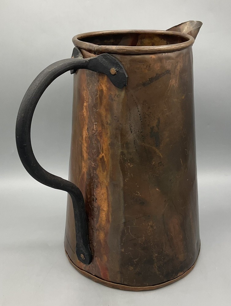 READ Vtg Primitive Hammered Copper Wrought Iron Handle Pitcher 10" LEAK READ