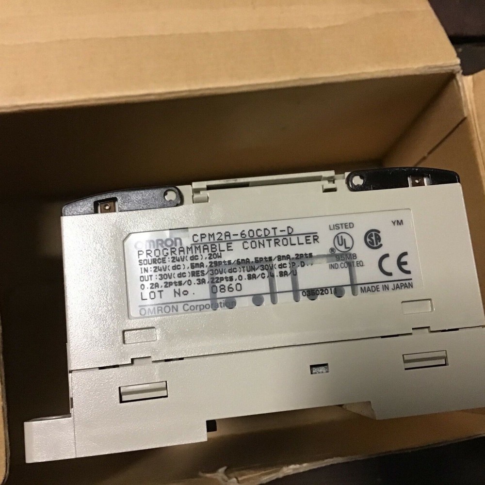 NEW OMRON CPM2A-60CDT-D PROGRAMMABLE CONTROLLER US SELLER