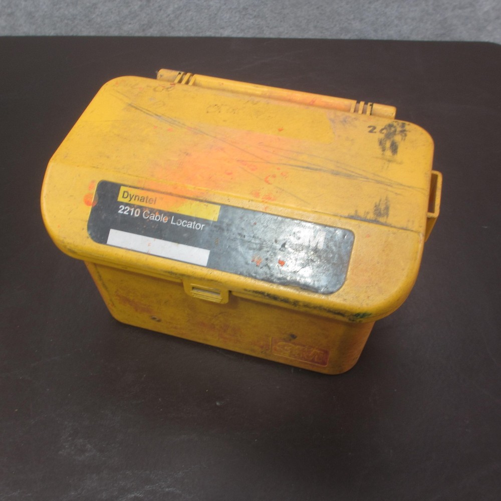 3M Dynatel 2210 Cable Pipe Fault Utility Locator Transmitter
