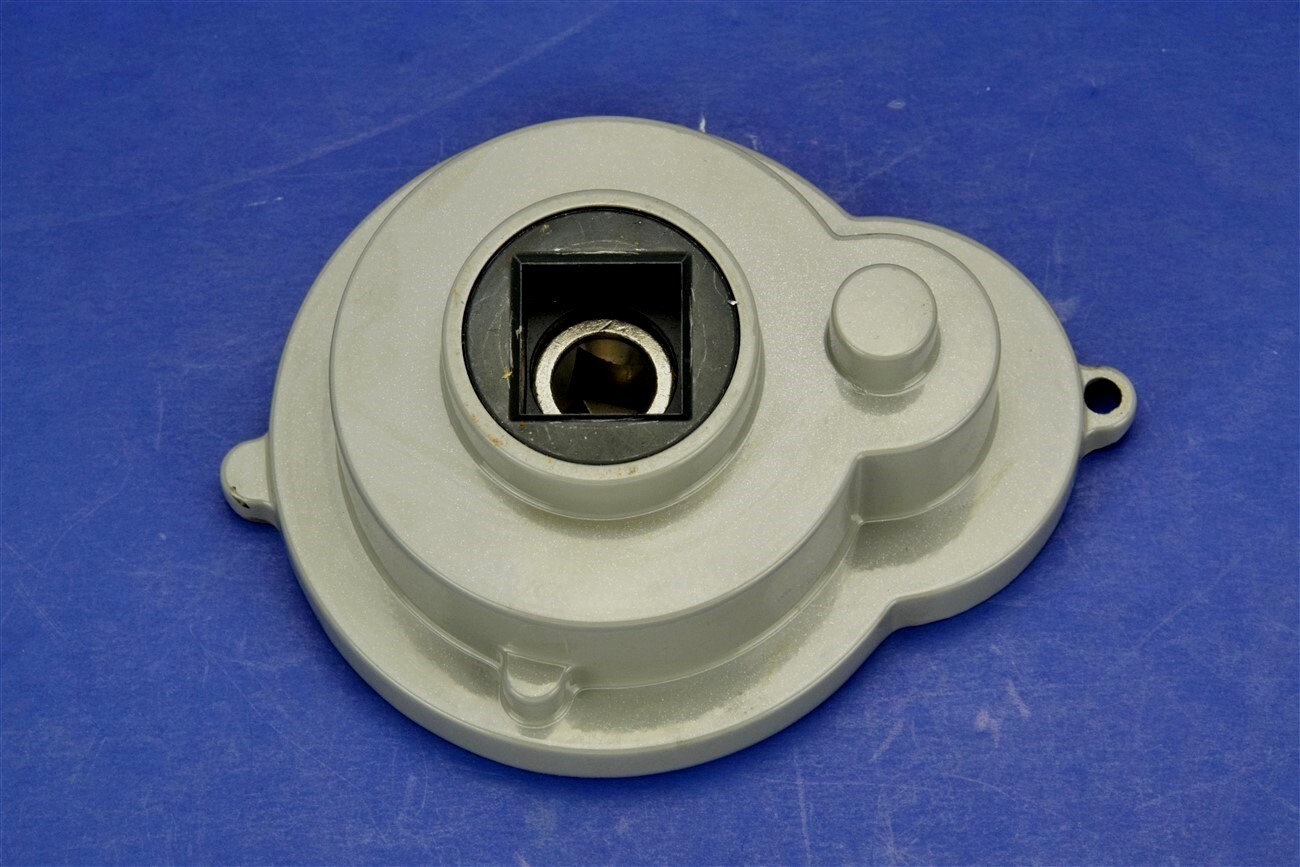 White Mountain REPLACEMENT GEAR HOUSING for 4 & 6 qt Electric Ice Cream Freezers