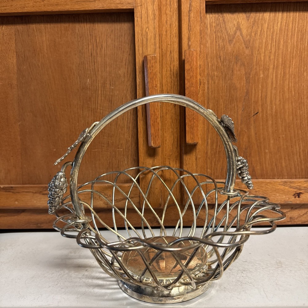 Godinger Silver Art Co. Silverplate Grape Design Handled Oval Fruit Basket & Box